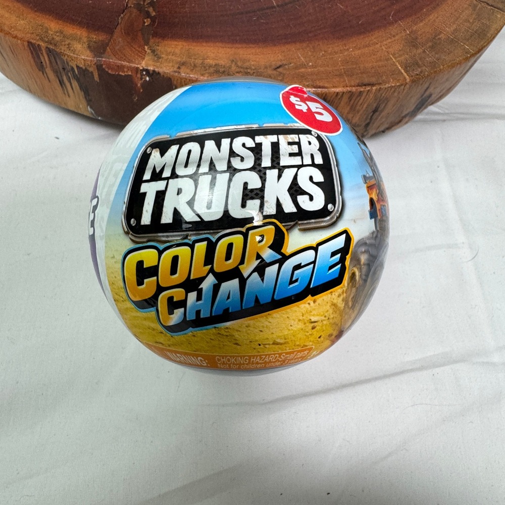 ZURU 5 Surprise Monster Trucks Color Change Mystery Capsule Blind Ball Toy